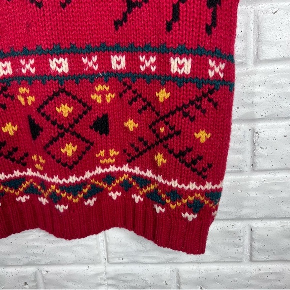 CAMBRIDGE DRY GOODS Heavy Knit Crewneck Sweater Vest | Deer - Picture 4 of 6